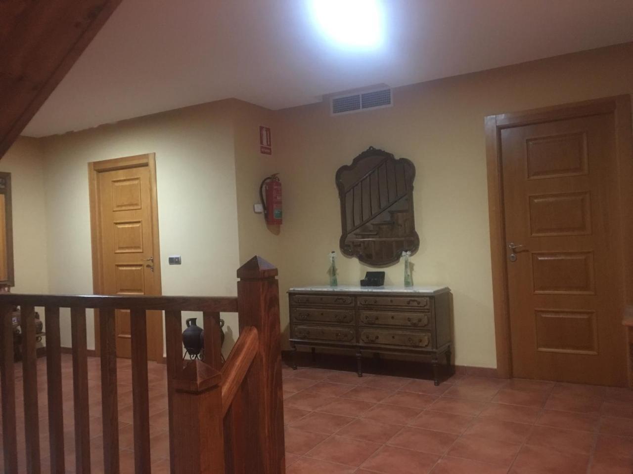 Hotel Rural La Encina Almaden Bagian luar foto